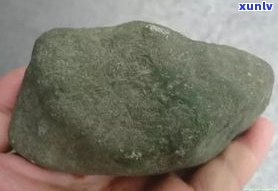 玉为什么有石皮？熟悉玉石皮壳的来源与味道