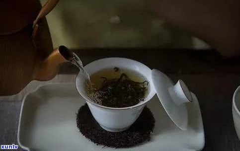 泡普洱茶出现的泡沫：好坏之分、起因解析