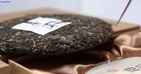 戳破普洱茶饼：正确 *** 与步骤图解