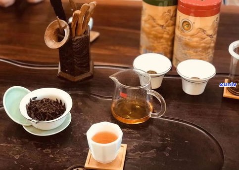 什么是普洱中期茶？了解其特点、 *** 过程与茶树种类