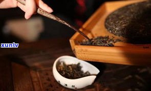 普洱茶饼里的木棍：能吃吗？是不是有？用途是什么？