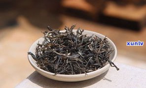 二十年普洱茶饼价格表：探索存放20年普洱茶的价值与价格