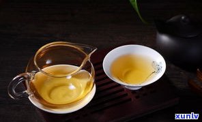 普洱茶土味原因解析：为何普洱茶会有土腥味？正常吗？