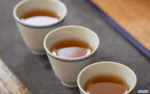 普洱茶饼：红茶、绿茶还是白茶？为何有争议？