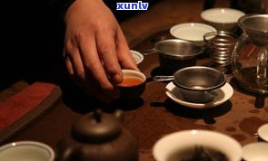 普洱茶七子饼的来历：历、故事与含义