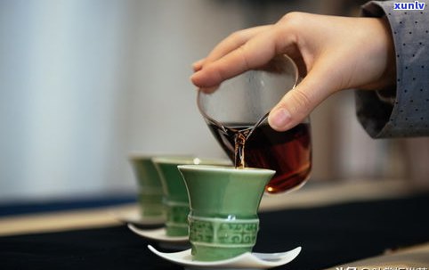 公道杯里的普洱茶：品种、含义与冲泡 *** 全解析