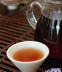普洱茶：红茶还是绿茶？探讨其分类归属