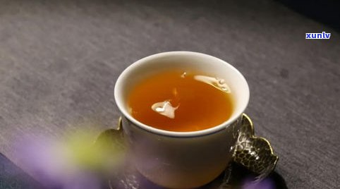 普洱茶的不同形态特征：图片展示与详细解析